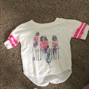 white t-shirt with feather designs